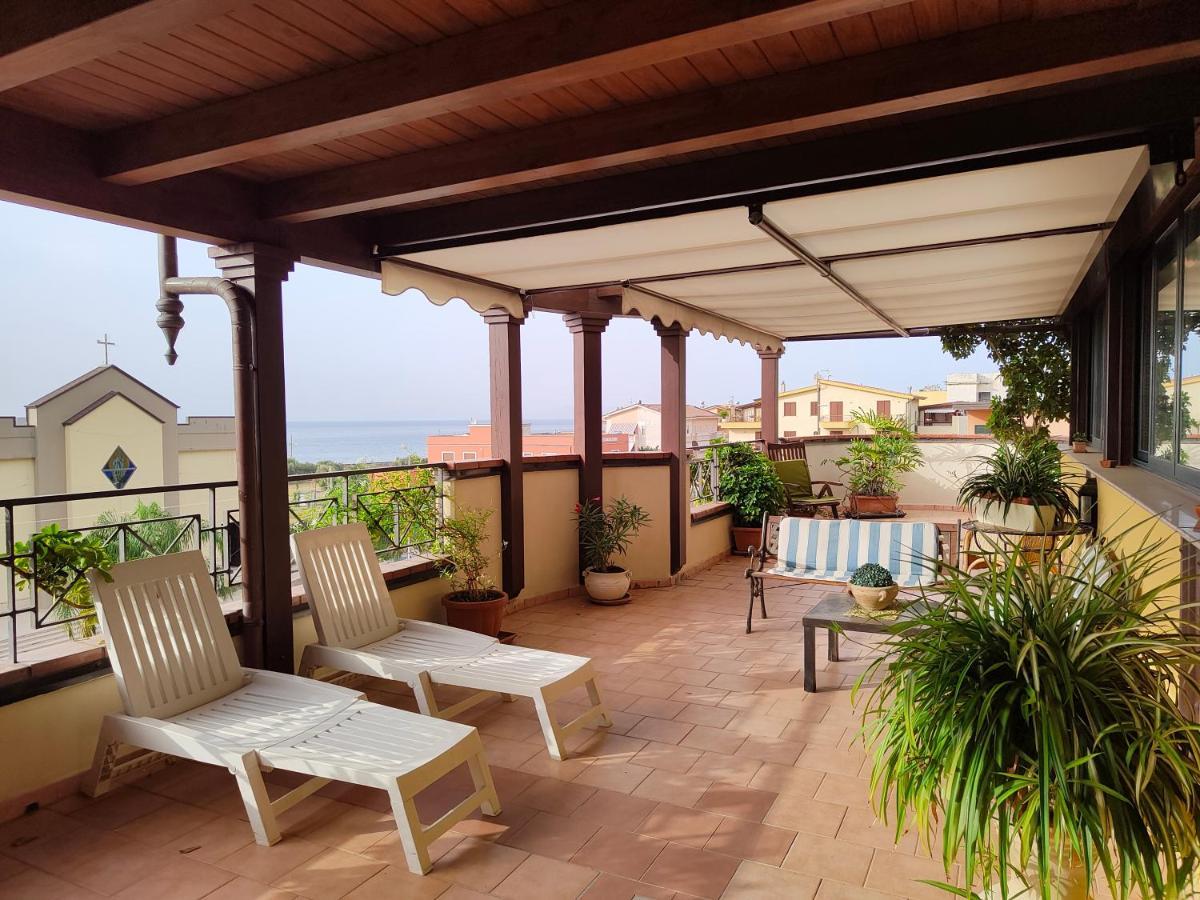 "Appartamento Del Mare Gliaca" Con Vista Isole Eolie,Ampia Terrazza,Wifi E Parcheggio Privato Gratuito Piraino Buitenkant foto