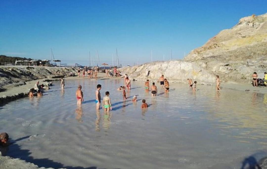 "Appartamento Del Mare Gliaca" Con Vista Isole Eolie,Ampia Terrazza,Wifi E Parcheggio Privato Gratuito Piraino Buitenkant foto